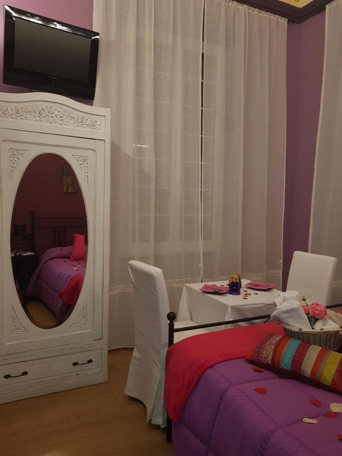 Ghiro Ghiotto Bed & Breakfast Pietra Ligure Luaran gambar