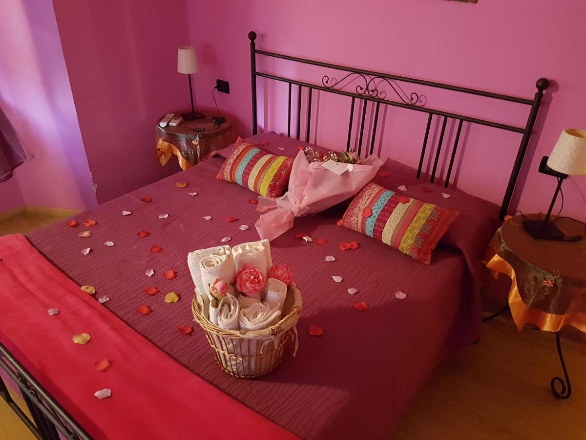 Ghiro Ghiotto Bed & Breakfast Pietra Ligure Luaran gambar