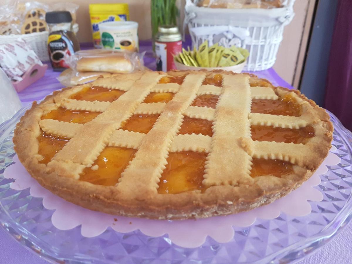 Ghiro Ghiotto Bed & Breakfast Pietra Ligure Luaran gambar