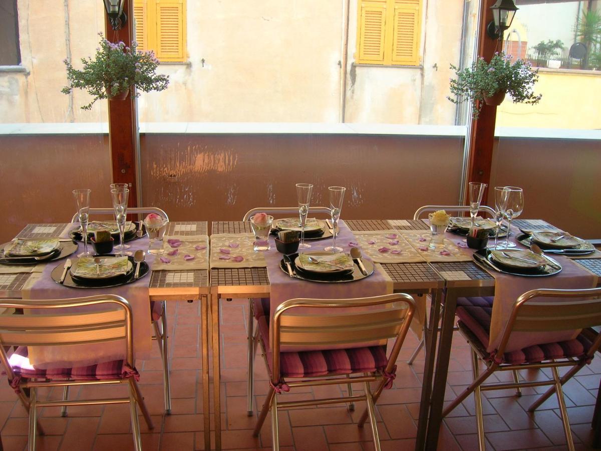 Ghiro Ghiotto Bed & Breakfast Pietra Ligure Luaran gambar